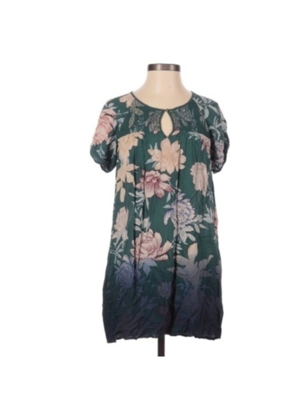 Edme & Estylle Floral Print Short Sleeve Dress with Keyhole Neckline